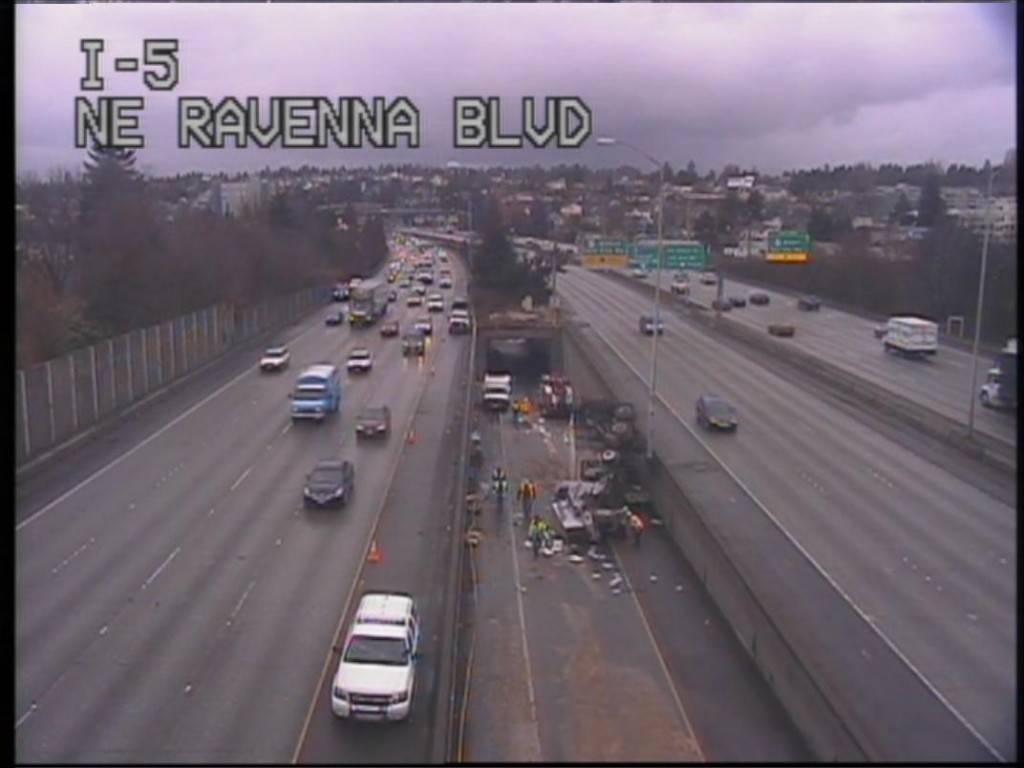 Semi overturns on I5, lands on NE Ravenna Blvd onramp (PHOTOS, UPDATES)